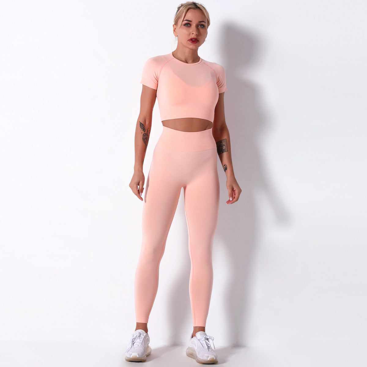 Seamless Knitted Workout Short Sleeve T-shirt Trousers Yoga Clothes